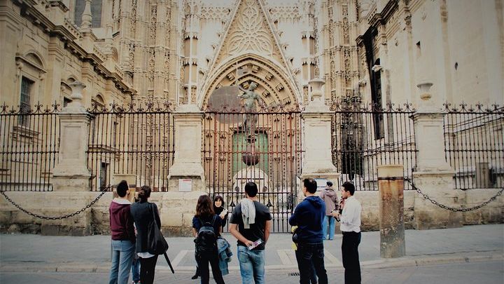 Seville Alcazar and Cathedral Small-Group Walking Tour