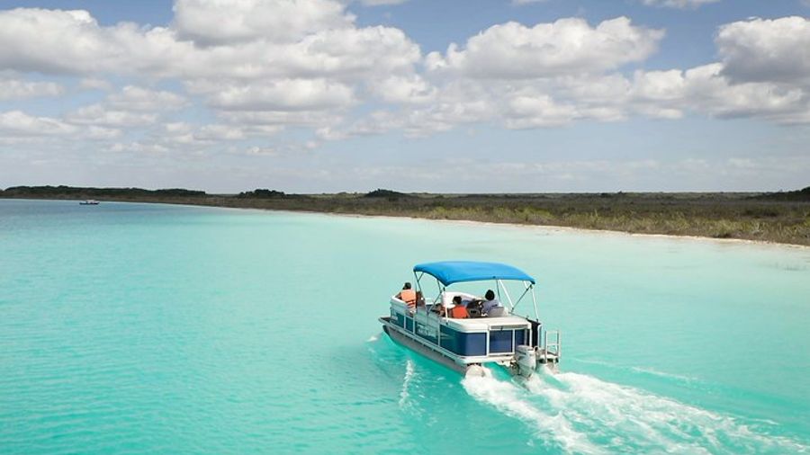 Bacalar 101- Private Tour of the Lagoon of the 7 Colors