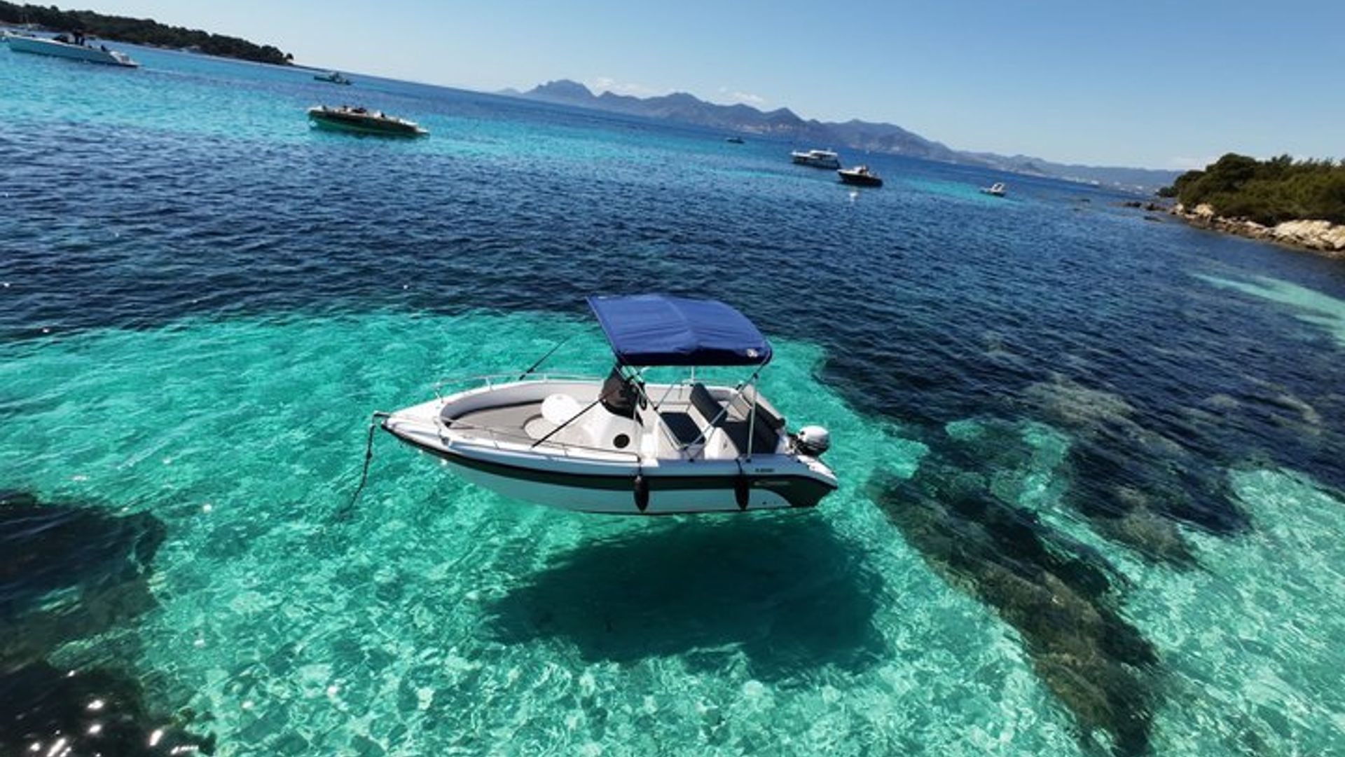 balade en bateau sans permis aux Îles aux Lérins