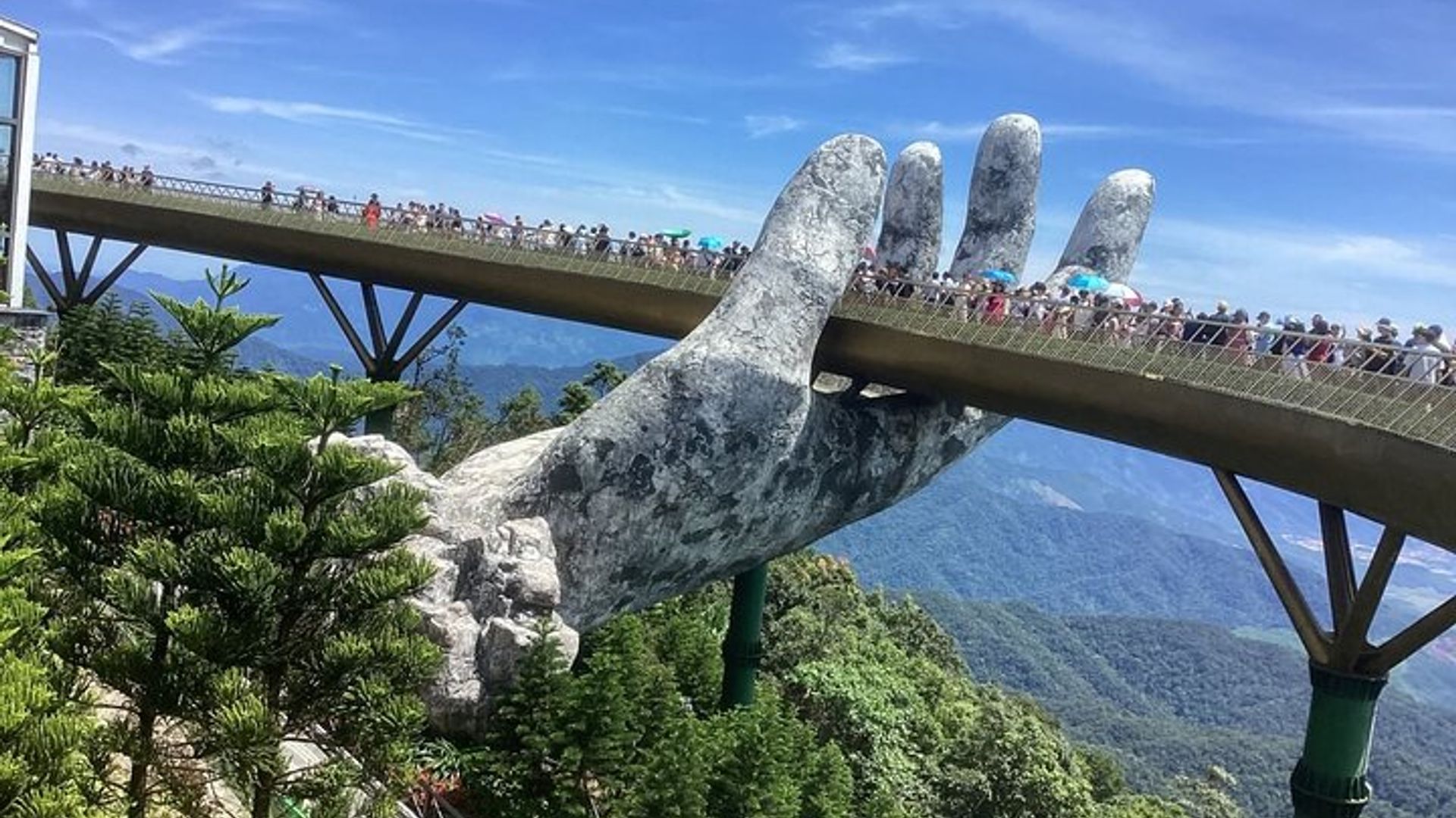 Puente Dorado Colinas Ba Na - Puente del Dragón - Montañas de Mármol