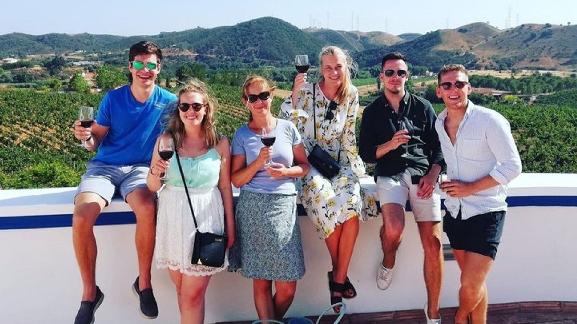 Albufeira Wine Tasting: Boutique Winery Tour & Historic Silves
