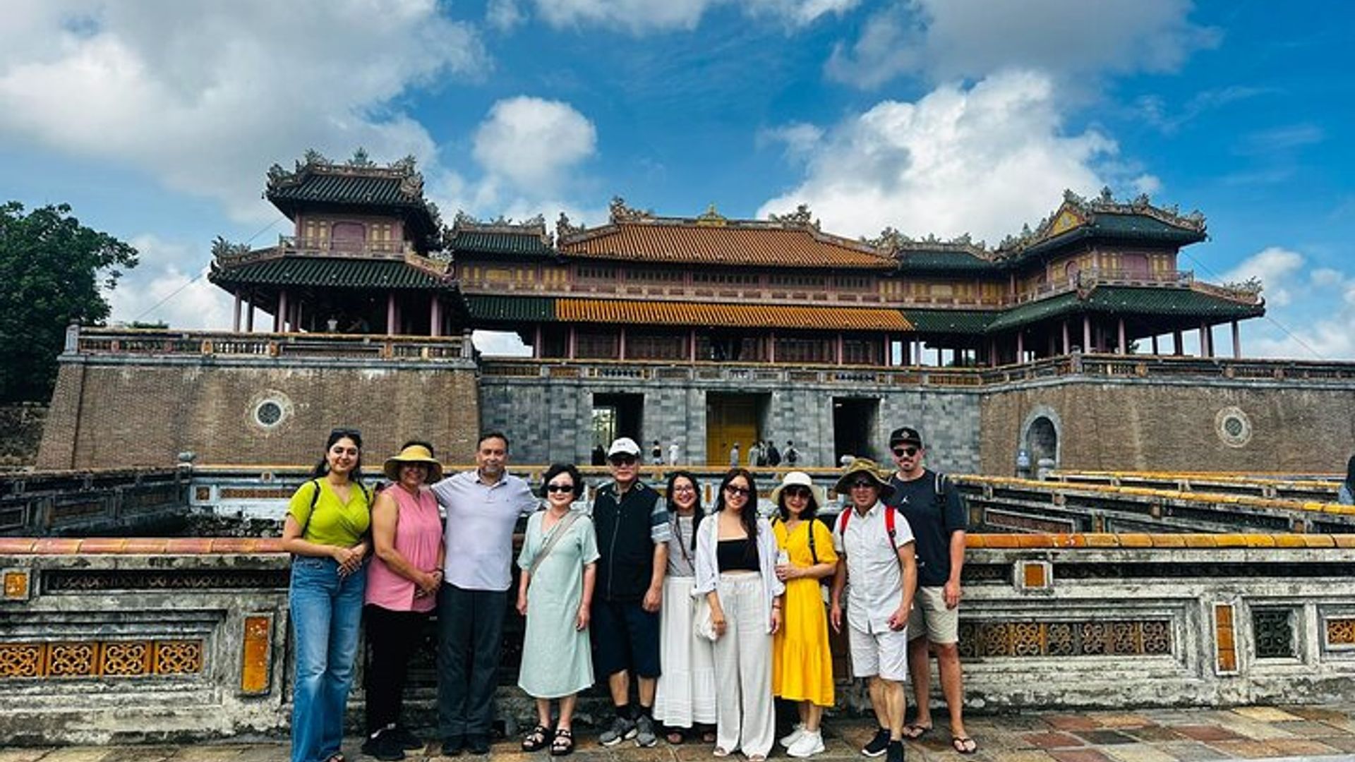 Private Tour durch die Kaiserstadt Hue ab Hoi An / Da Nang