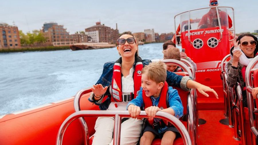 London: River Thames Small-Group Speedboat Sightseeing Tour