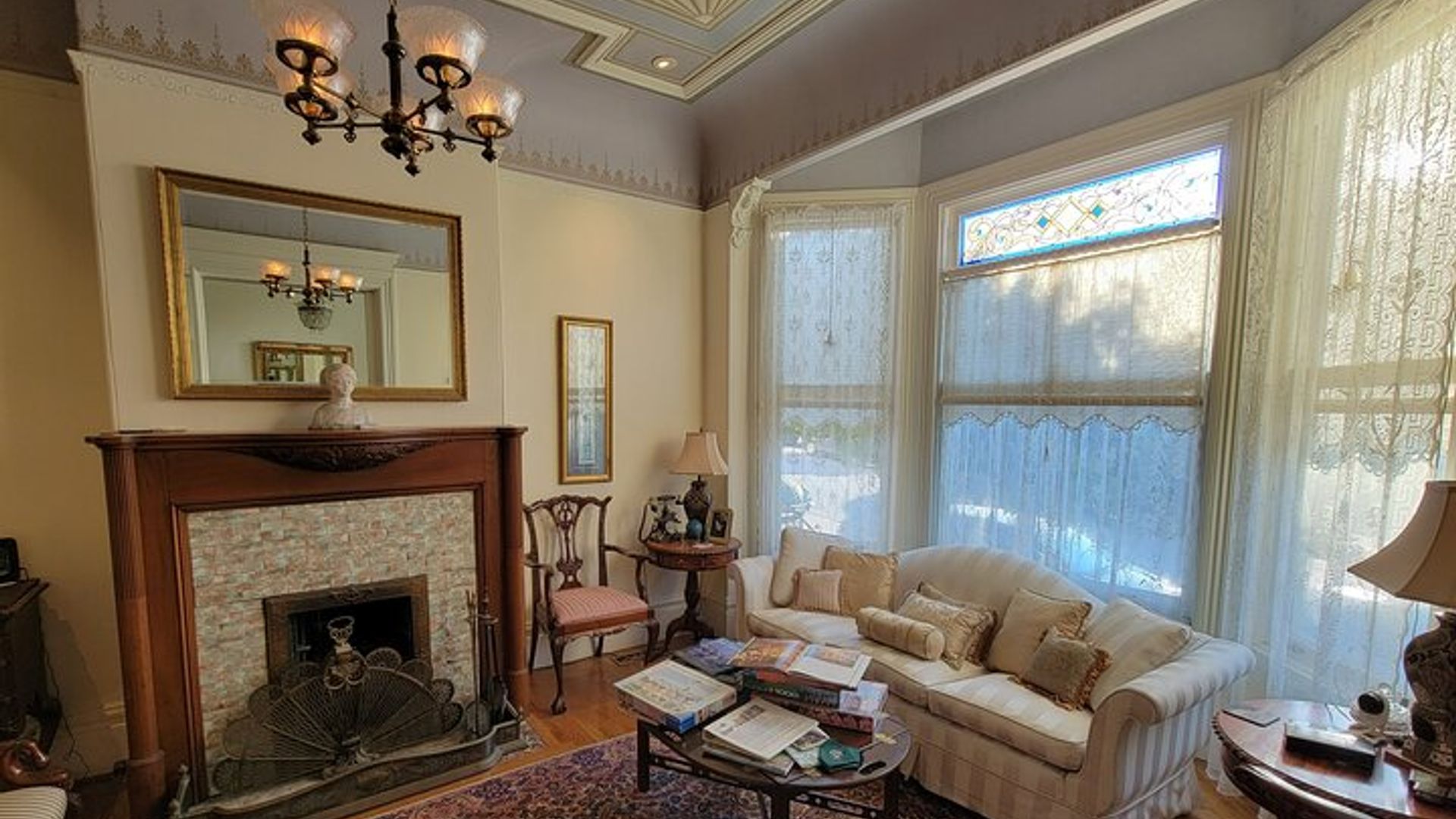 San Francisco Blue Painted Lady House Tour image 2
