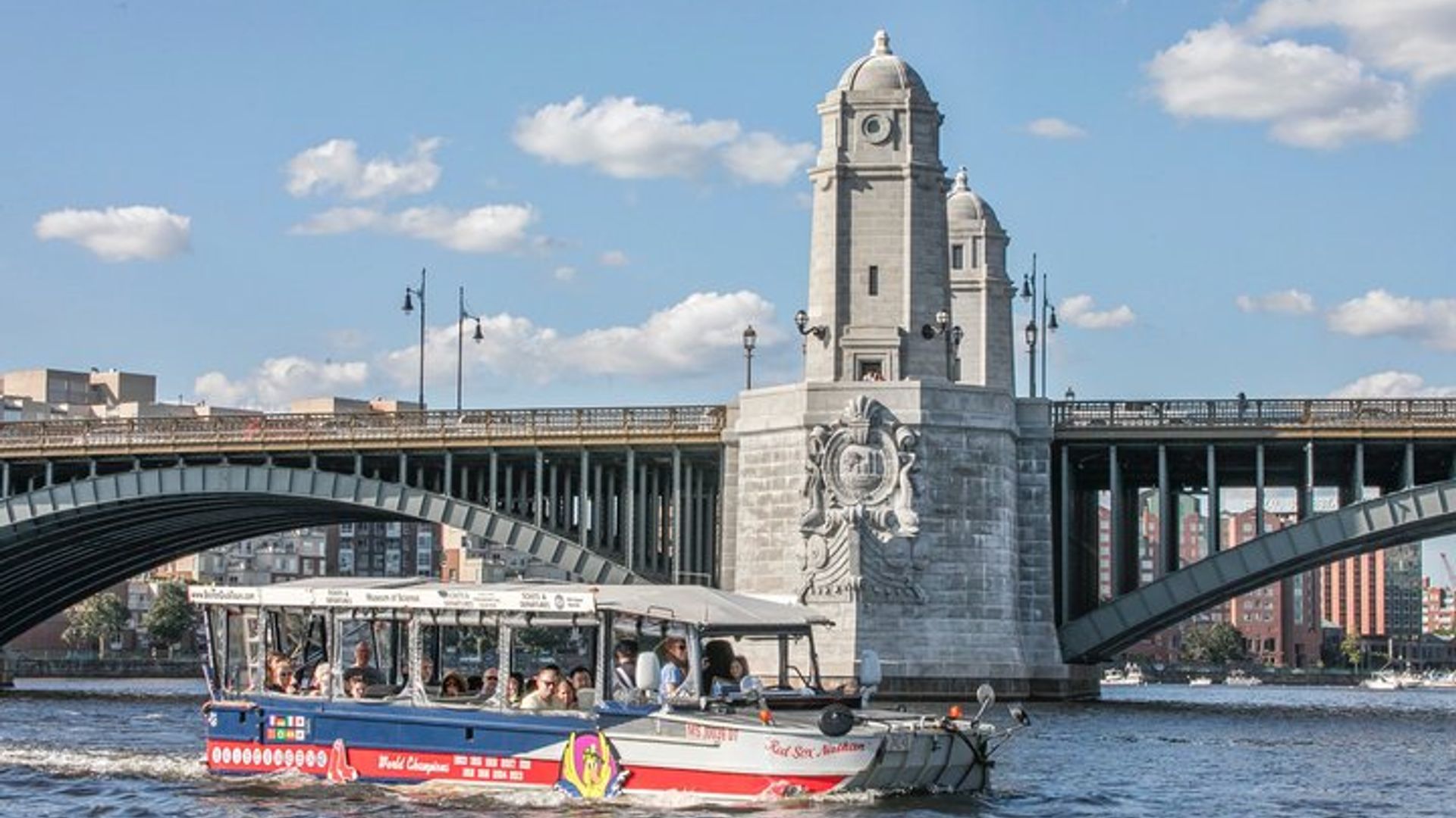 Boston Duck Boat Sightseeing Tour With Charles River Cruise