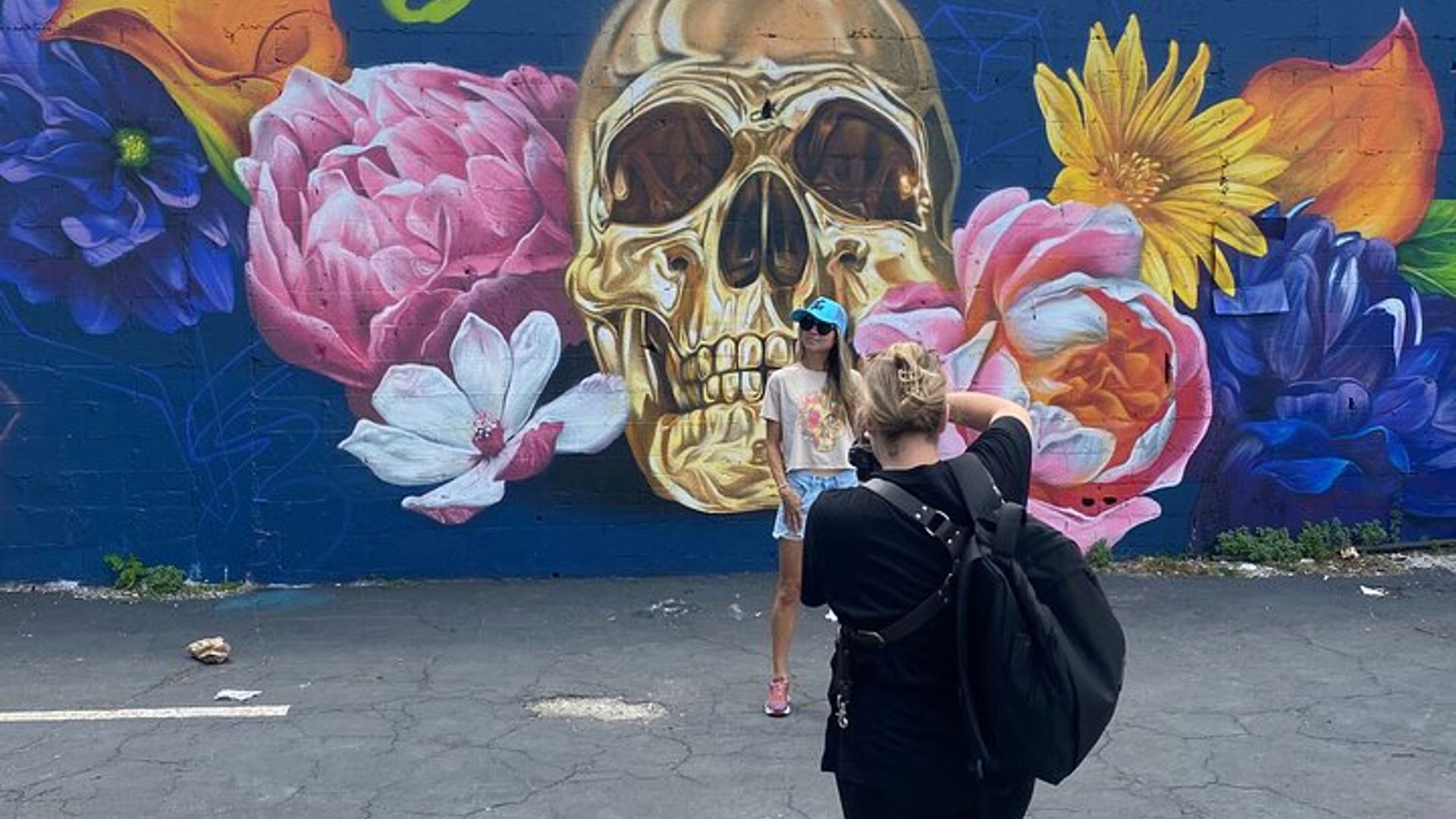 Miami Private Street Art and Graffiti Tour by Golf Cart image 3
