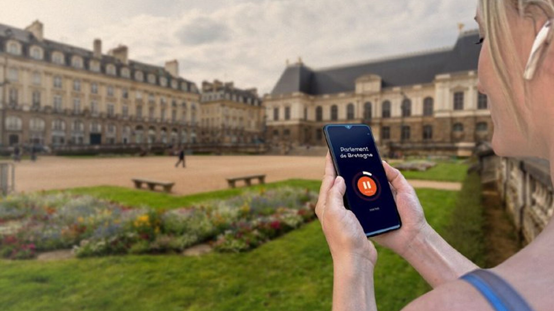 Rennes: Visita a pie con audioguía, 1 hora y 50 minutos y 25 audiocomentarios
