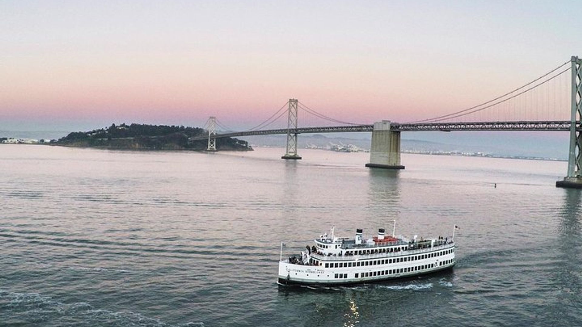San Francisco Bay Brunch Sightseeing Cruise with Champagne image 1