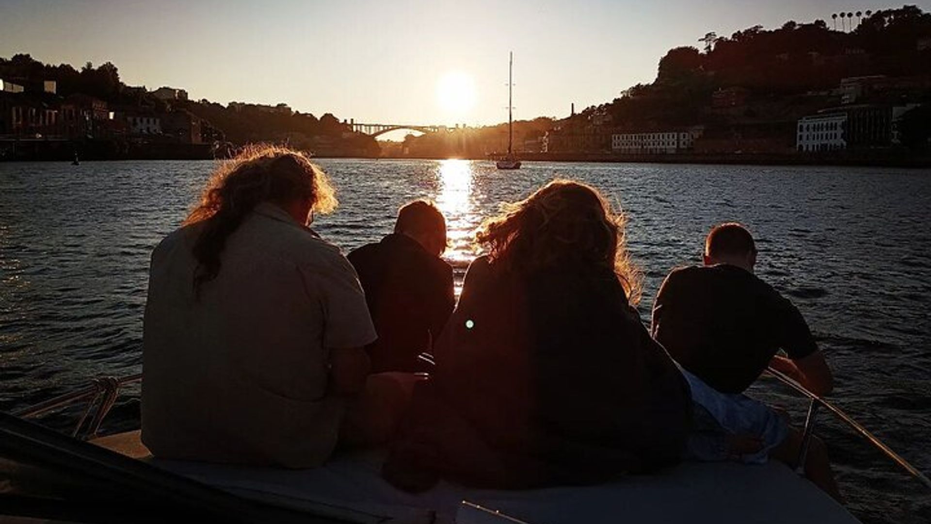 Tour Privado 1h: Foz, Ribeira e Pte. D. Luís, preço para grupo de até 6 pessoas