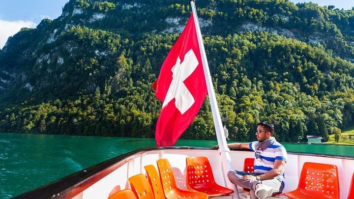 Lucerne Walking & Boat Tour: The Best Swiss Experience