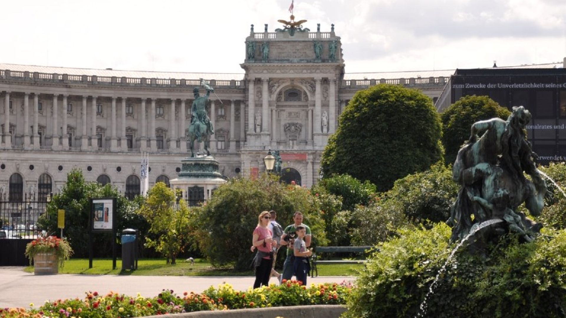 Welcome to Vienna: Private 2.5-hour Highlights Walking Tour