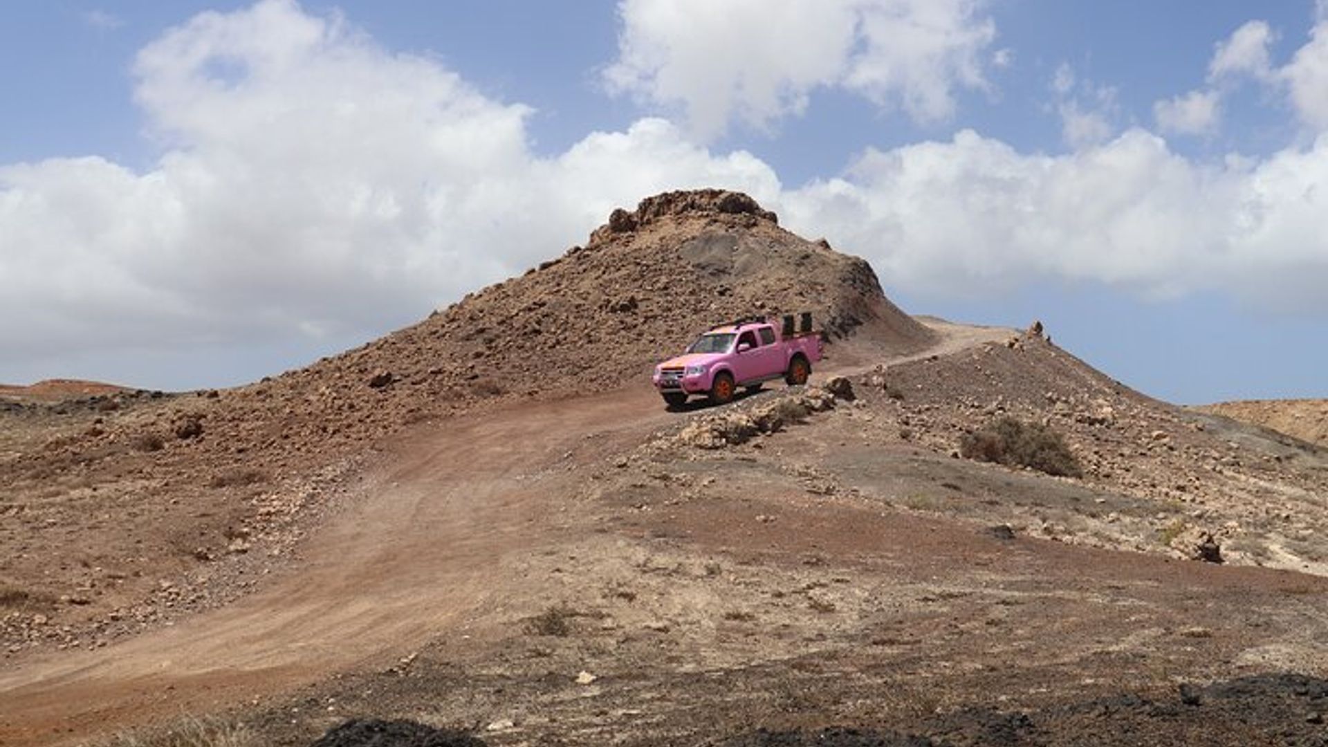 Private Creative Pictures Full Day Island Tour (Off Road inc.)