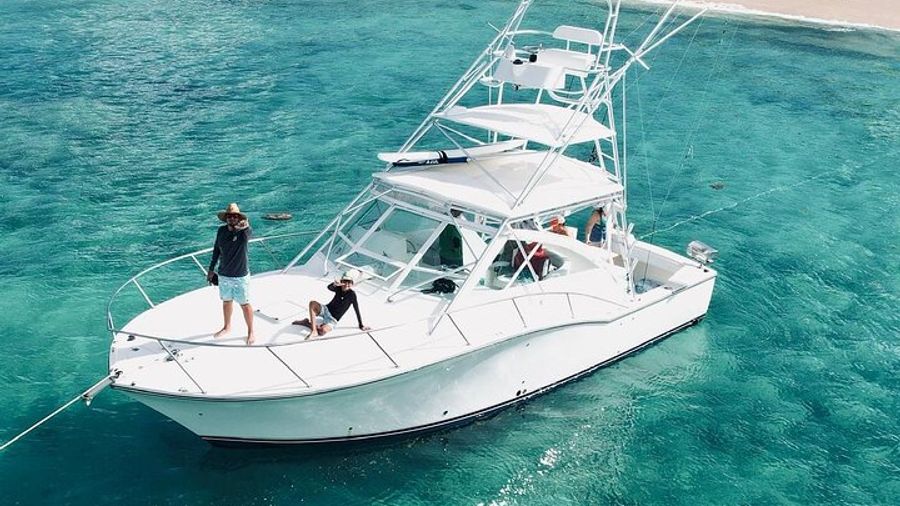 Private Luxury 36' Yacht from Fajardo to Icacos or Palomino
