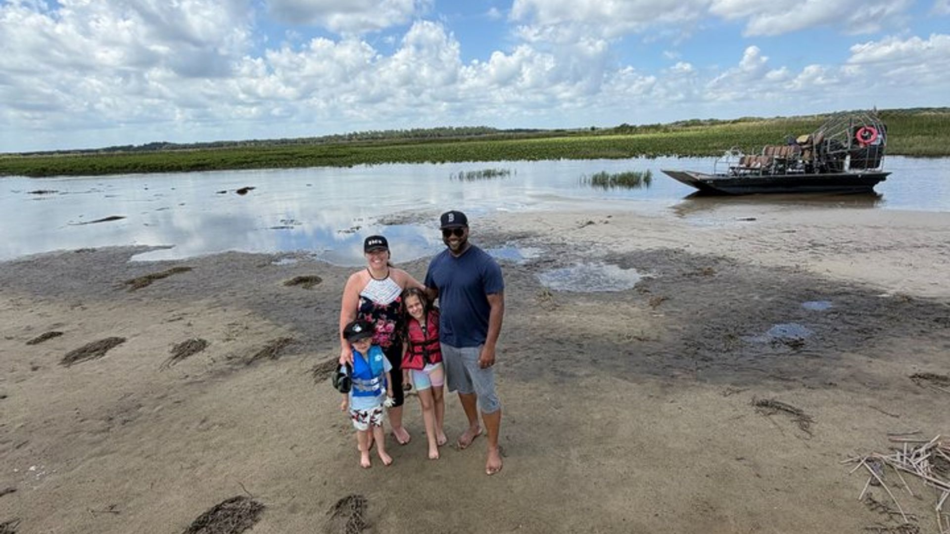 Orlando: Lake Toho Daytime or Sunset Small-Group Airboat Tour