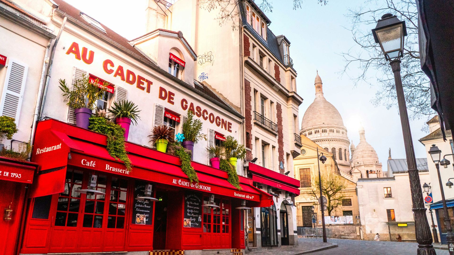 Montmartre Walking Tour