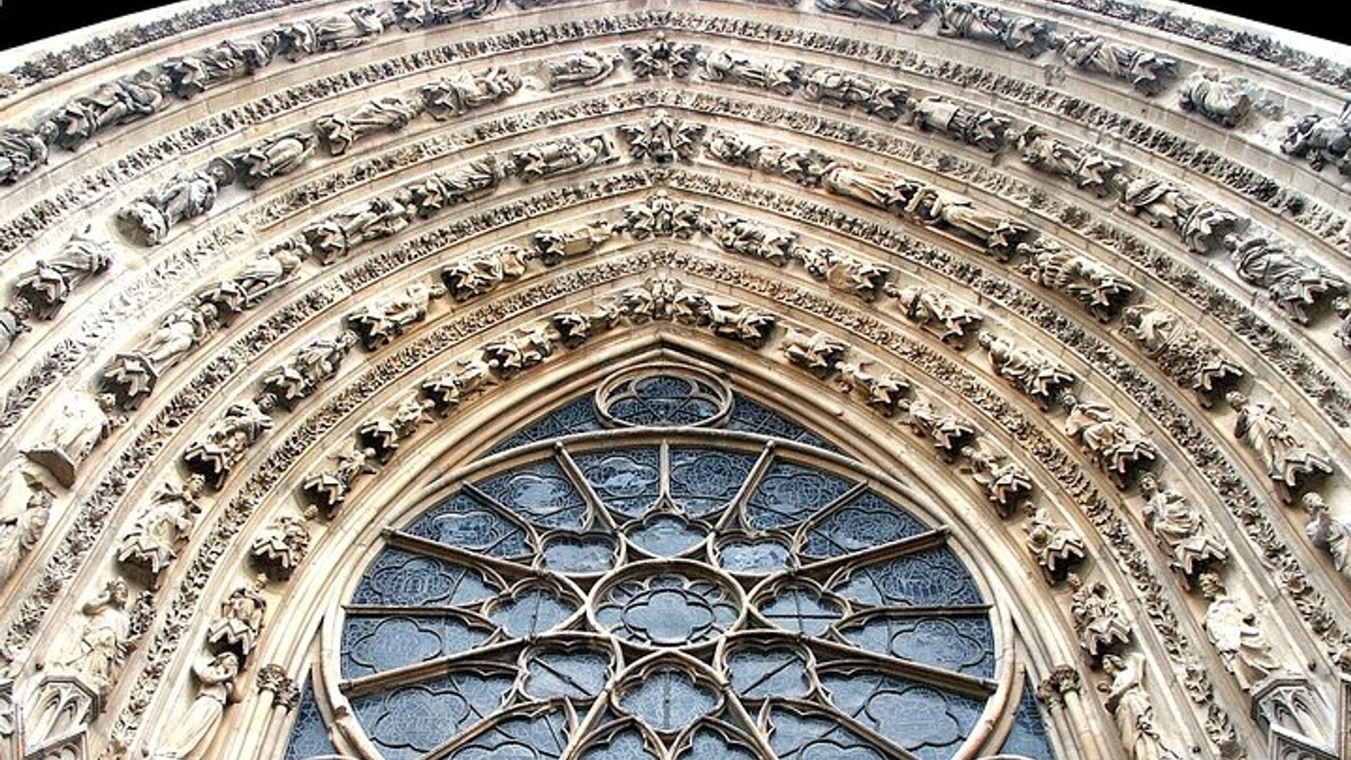 Reims: Notre Dame Cathedral App-Based Self-Guided Audio Tour