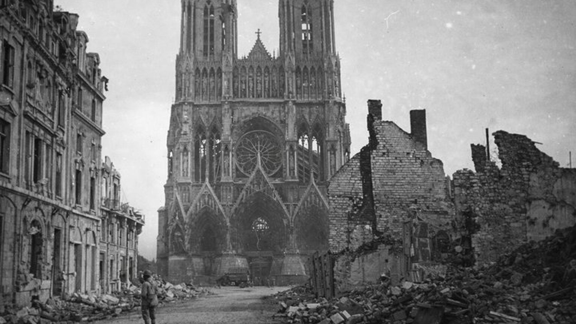 World War I Tour from Paris