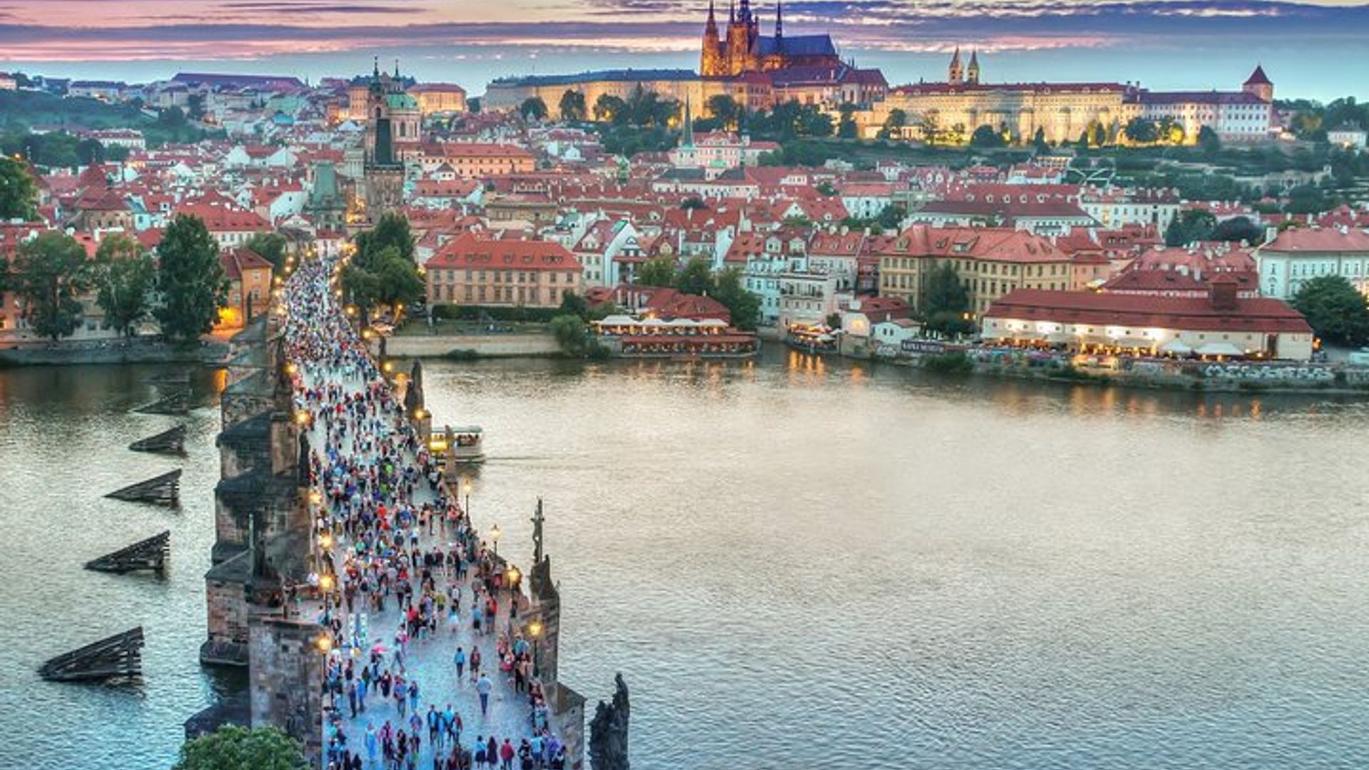 Private Guided Tour of Prague Old Town, Charles Bridge & Castle