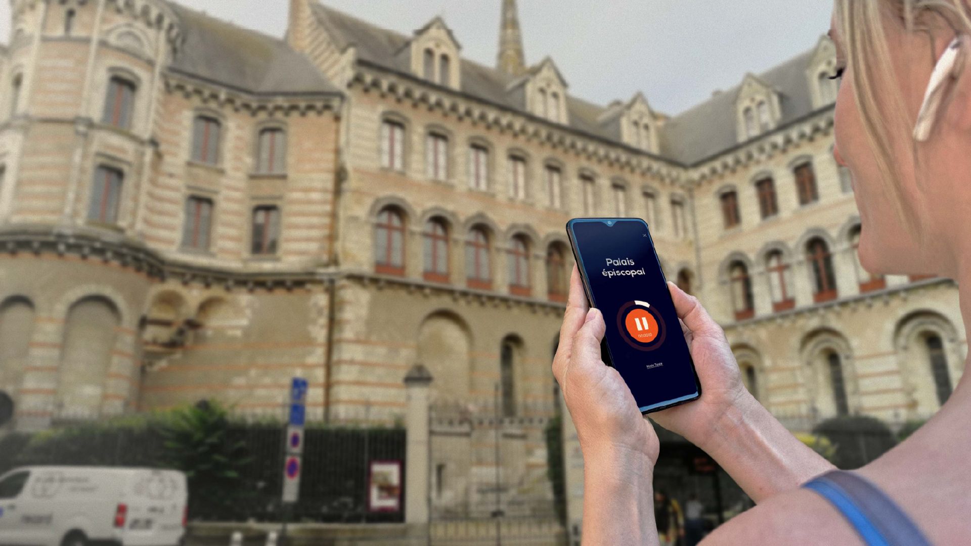 Angers: 2.15 hour audio guided walking tour and 22 audio commentaries