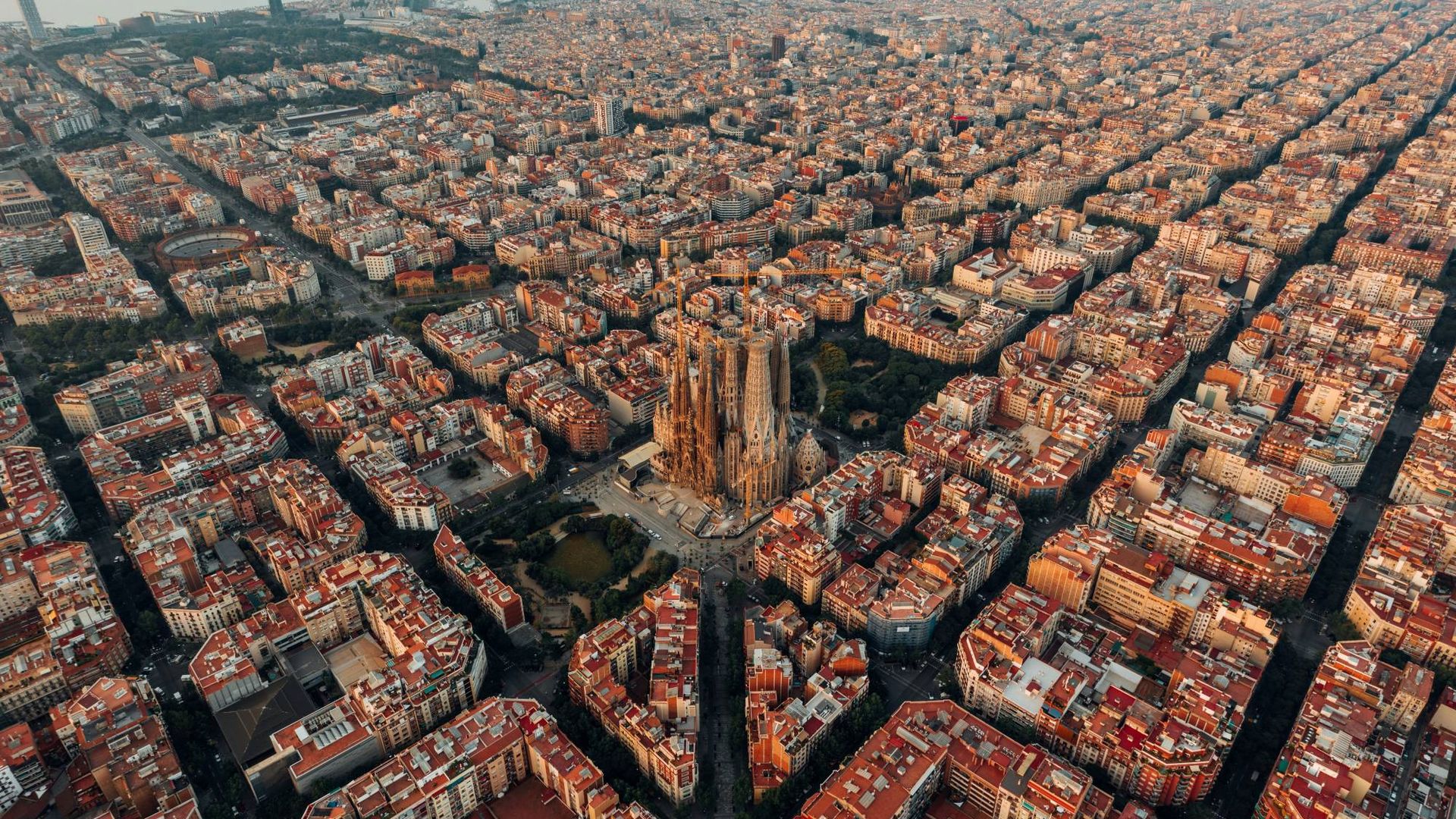Barcelona Gaudí & Modernism Tour