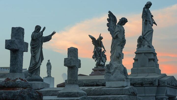 New Orleans St. Louis #3 Cemetery Walking Tour