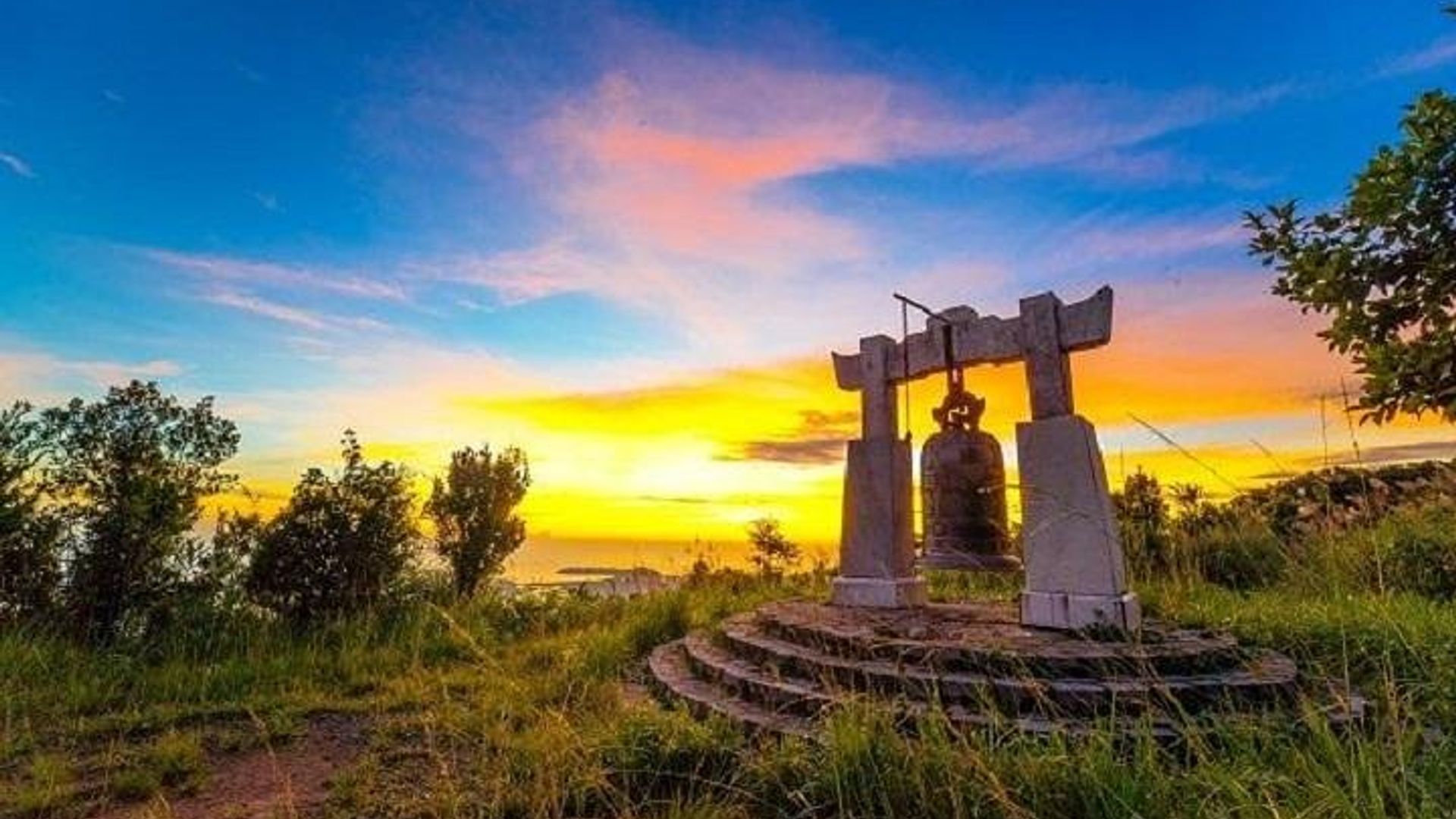 Bach Ma National Park Trekking Tour 1 Day From Hue city, Vietnam