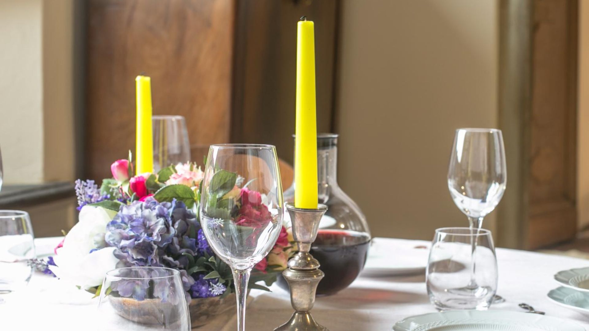Private lunch or dinner with an Italian family with cooking demo and wines included in Verona