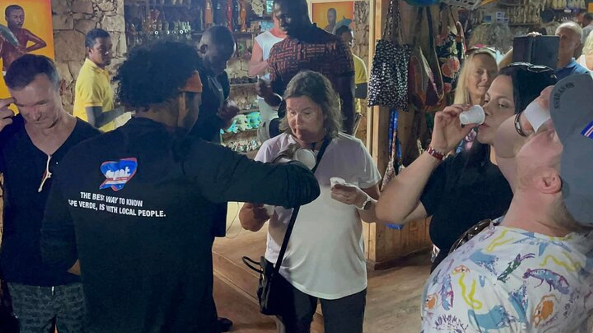 All inklusive Ganztagestour in Sal Island (Mittagessen und alle Gebühren inbegriffen)